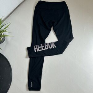 Reebok women.sBlack Logo Leggings Used, in good condition